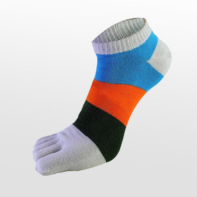 ถุงเท้าคอตตอนหุ้มข้อสำหรับผู้ชายถุงเท้าข้อ5นิ้วถุงเท้าวัยรุ่นลำลองสีสันสดใสไร้ลายระบายอากาศ