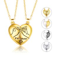 Lovely 2Pcs/Lot Couple Love Magnetic Charm Necklace Friendship Half Heart Pendant Necklace For Women Valentine 39;s Day Gifts dz537