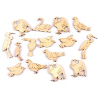 【YF】☇✌  Mixed Shaped Ornament Scrapbooking Wood Crafts Decorations Embellishment 25-35mm 20pcs M1937