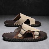 Male outside the new summer wear slippers leather non-slip odor-proof casual a word procrastinates outdoors beach Roman sandals