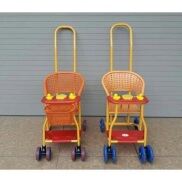 Xe đẩy khung mây cứng có gọt trước +giỏ đồ sau +có nhạc