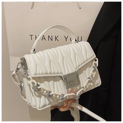 Foreign trade texture bags female 2022 fashionable western style ling embroider line one shoulder handbag web celebrity joker small bread