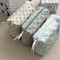 Tas Rias Katun Quilting Lucu Tas Tangan Katun Tas Tangan Wanita Ritsleting Organizer Kosmetik Tas Tangan Kain Wanita Tas Tangan Tas Perlengkapan Mandi