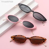 ✓♟  1 PC Retro Summer Small Frame Metal Foot Sunglasses Women Vintage Designer Sun Glasses Shades Female UV400 Eyewear