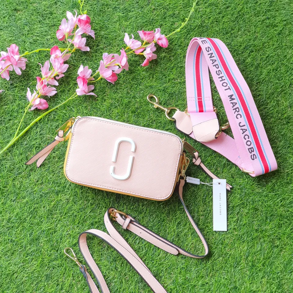 Original Ceramic Leather Snapshot Camera Crossbody Women's Bag With Pink Logo  Strap - Light Pink/Yellow