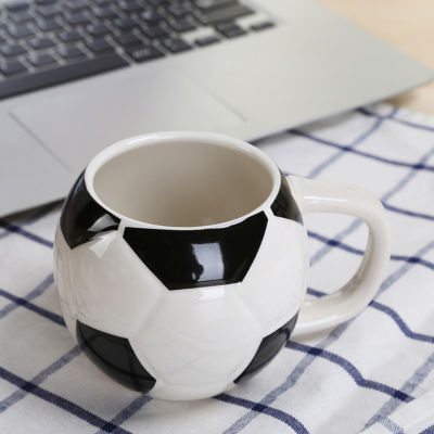 Soccer Ball Shaped Water Cup 450ml Ceramic Football Mug Black And White Tea Coffee Milk Mugs Soccer Sport Fans Office Gifts