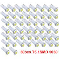 50ชิ้นล็อตเย็นสีขาว T5 1SMD หลอดไฟ LED ลิ่มวัดคลัสเตอร์ Dash แสงแผงหน้าปัด12โวลต์