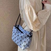 Issey Miyake Tofu bag same style geometric rhombus bag six-part drawstring crossbody Boston shoulder armpit bag womens bag