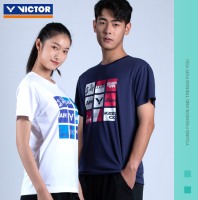 เสื้อผ้าเทนนิสระบายอากาศได้ดีแบบแห้งเร็ว Victor 2023ฤดูร้อนสไตล์ใหม่สำหรับผู้ชายและผู้หญิงกีฬากลางแจ้งซึมซับเหงื่อใส่สบายชุดบาสเก็ตบอลวิ่งกีฬา