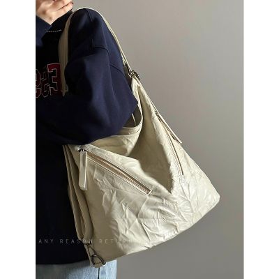 ●☾™ Female Chen Mujia bag 2023 new tide high-capacity fold commuter backpack female senior one shoulder inclined bag