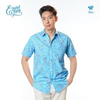 Men Classic Fit Shirt เสื้อเชิ๊ตทรงคลาสสิคฟิต พิมพ์ลายดอกไม้ไทย มีสีสันที่สวยงาม เนื้อผ้านุ่มใส่สบาย เสื้อโทนสีฟ้าต้อนรับวันแม่