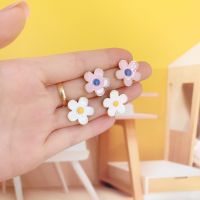 [COD] Korean version of the 2020 summer new 925 needle dripping oil flowers exquisite sweet earrings versatile