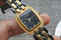 นาฬิกา Vintage มือสองญี่ปุ่น AUREOLE ระบบ Quartz เดินปกติ สายสแตนเลส  ใช้งานได้ปกติ หน้าปัด 30mm