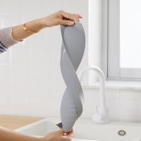 Limited Time Discounts Kitchen Sink Countertop Splash Guard Reusable Sink Splash Guard Home Suction Cup Plate Splash Sink Guard Baffle