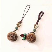 Antique green ebony sweet bursa cell phone chain hang rope can open the creative personality car keys pendant with aromatherapy pendant