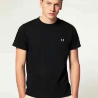 FRED PERRY FRED PERRY เสื้อยืดแขนสั้นสำหรับผู้ชาย,เสื้อยืดคอกลมปักสีทึบผ้าฝ้ายแท้ระบายอากาศได้ดีสวมใส่ในฤดูร้อน