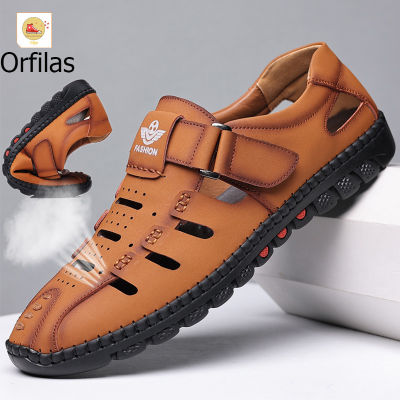 Orfilas 💧💧รองเท้าแตะใหม่ปี 2023 รองเท้าแตะกลวงหนัง PU สำหรับผู้ชาย รองเท้ากันลื่นระบายอากาศแบบสบาย ๆ รองเท้าน้ำ(ตีนตุ๊กแก) 2Colors