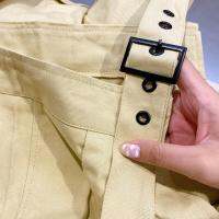 Uni Wide Form Khaki Shorts With Youthful Style Cool