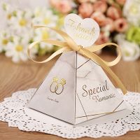 Triangular Marble Wedding Favors and Gifts Boxes Chocolate for Guests Giveaways Supplies