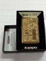 Zippo 352B venetian brass สีทอง ผิวทองเหลืองขัดเงา ลายแกะลงเนื้อทั้ง2ด้าน หน้าหลัง ของใหม่ไม่ผ่านการใช้งาน มาพร้อมกล่อง รับประกันของแท้