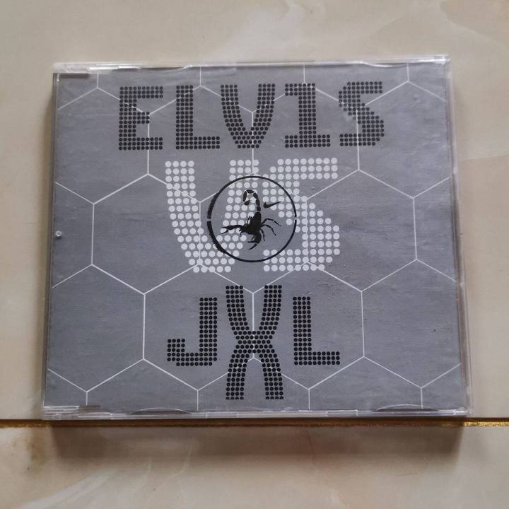 elvisเปรียบเทียบกับjxl-a-little-less-convertion-ep-cdo0vl