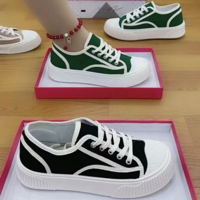 Canvas Shoes 2023 Autumn New Cookie Shoes Womens Shoes Thick Sole Versatile Little White Shoes Fashion Casual Sports Board Shoes