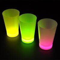 【CC】 10pcs Plastic Stick  Cup Colors Kids Birthday Color Night Event Favor Decorations Drink Small Size