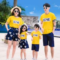 Summer Beach Family Matching Outfits Mother Daughter Dad and Son Matching Cotton T-shirt &amp;Shorts Holiday Matching Couple Outfits