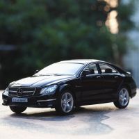 RMZ City 1/36รถ Mercedes Bens CLS Diecast โมเดลรถยนต์ของเล่นอัลลอยแมลงปีกแข็ง VW ล้อยางรถสำหรับเด็กผู้ชายและเด็กสะสมของขวัญ