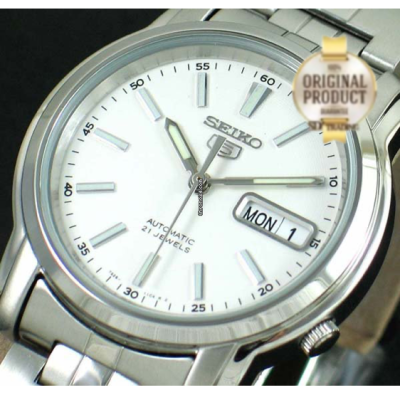 SEIKO 5 Automatic นาฬิกาข้อมือผู้ชาย สีเงิน/สีขาว สายสแตนเลส รุ่น SNKL75K1