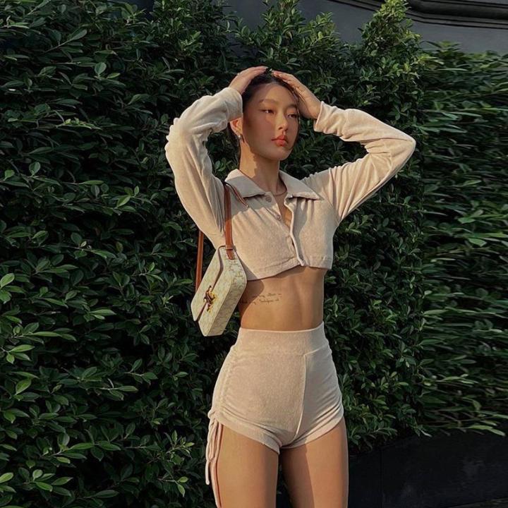 simon-two-piece-set-women-harajuku-knit-solid-color-long-sleeved-crop-top-high-waist-stretch-tight-fitting-hip-shorts-suit
