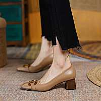 French retro shoes female 2023 spring the new party leader bit outside buckle temperament shallow mouth thick with fashion