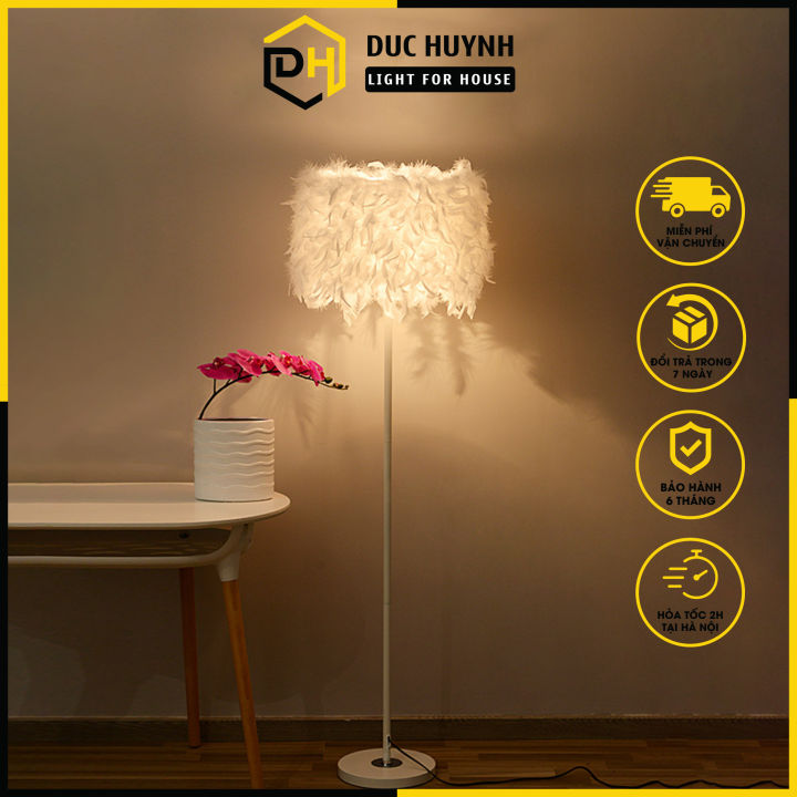 (English translation): Decorative Floor Lamps in Hanoi Living Room: Creative and unique are the words you will think of when you see the latest Hanoi decorative floor lamp in
