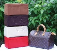 ที่จัดระเบียบกระเป๋า รุ่นน้ำหนักเบา LV Speedy 30 มีให้เลือก 4 สี ตัดเฉพาะรุ่นกระเป๋า ไม่ต้องใส่ฐานรองกระเป๋าเพิ่ม ทำความสะอาดง่าย / The Shoop