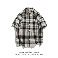 Retro letter embroidery plaid short-sleeved shirt men and women Japanese street loose couple all-match shirt 【BYUE】