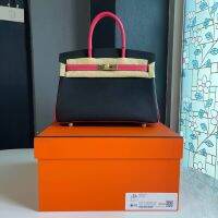 กระเป๋าสะพาย bag  30cm 8/1111840 VIP The best เย็บมือ หนังแท้ Gunuine leather wansao เย็บมือ