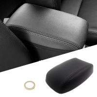 [Automobile accessories] ที่หุ้มกล่องคอนโซลที่เท้าแขนกลางภายในรถยนต์สติกเกอร์หนังไมโครไฟเบอร์สำหรับ Toyota Corolla 2014 2015 2016 2017 2018