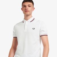 FREDPERRY หูข้าวสาลี FP สีทึบโปโลแขนสั้นผู้ชายเสื้อยืดลาเพลผ้าฝ้ายบริสุทธิ์คอปกตั้งขนาดใหญ่สไตล์ฮ่องกงยุโรปอังกฤษและสหรัฐบาง