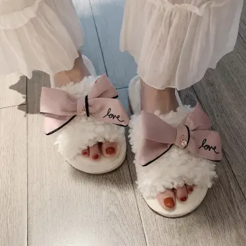 Fur hot sale home slippers