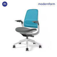 Modernform  เก้าอี้ Steelcase ergonomic รุ่น Series1 พนักพิงกลาง สีฟ้า เก้าอี้เพื่อสุขภาพ เก้าอี้ผู้บริหาร เก้าอี้สำนักงาน เก้าอี้ทำงาน เก้าอี้ออฟฟิศ เก้าอี้แก้ปวดหลัง หุ้มด้วยผ้าตาข่ายไมโครนิต มีอุปกรณ์รองรับเอวปรับได้ ปรับน้ำหนักตามผู้นั่งอัตโนมัติ