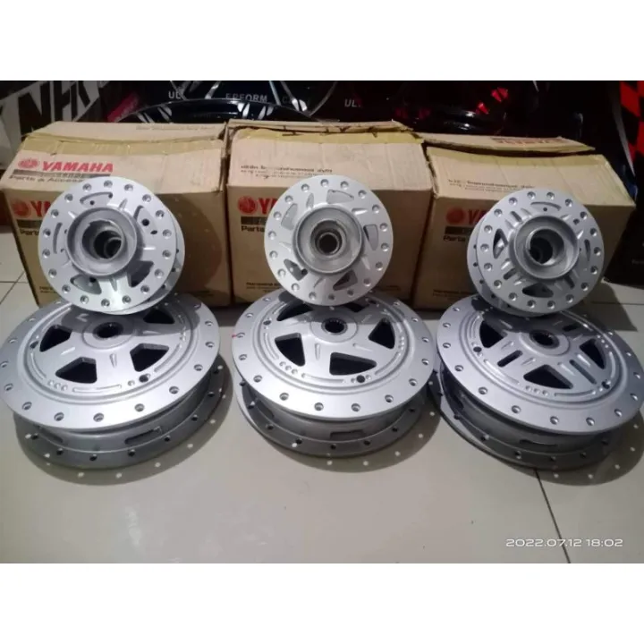 【mio i 125 parts and accessories】5vv lighten hub mio sporty / amore