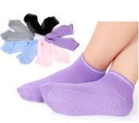 ถุงเท้าสำหรับเล่นโยคะ ถุงเท้าโยคะ Yoga Socks พิลาทิส มีปุ่มกันลื่นด้านล่าง ระบายกาศได้ดี ใส่แล้วไม่อึดอัด