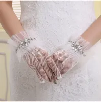 ▪☌ Glamour Bride Dress Gloves Tulle Short Paragraph Mittens Wedding Accessories Crystals Lady Women Glove with Fingers