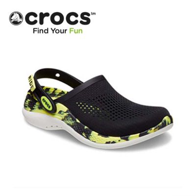 【ผลิตภัณฑ์ใหม่】Crocs 2023 รูปแบบใหม่ฤดูร้อนมีความสุข 360 แห้งเร็วผู้ชายระบายอากาศได้และรองเท้าแตะชายหาดผู้หญิงรองเท้าแตะกลางแจ้งเบาโ