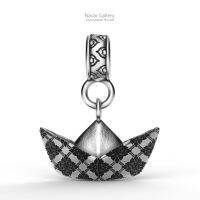 Navar Gallery : ชาร์มเรือพับ เนื้อเงินแท้ 92.5 Paper Sailboat Charm Silver 92.5