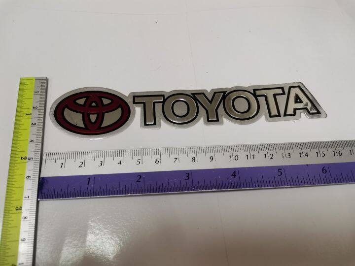 สติ๊กเกอร์ฟอยด์-ปั๊มนูน-คำว่า-toyota-ติดรถ-แต่งรถ-โตโยต้า-sticker-สวย