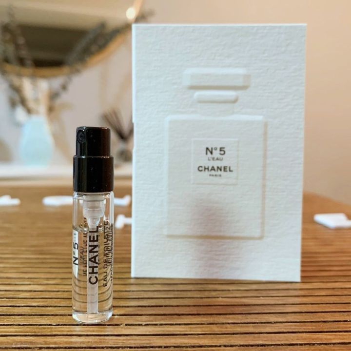 Chanel_ No 5 L'Eau 1.5ml 2ml Vial Fragrance [ 5号之水] 香水小样