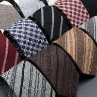 《The Empty island House》 Mens Ties 7CmCottonSkinny สีเทาสีน้ำตาลลายเนคไทคอแคบ SlimCasual Tie อุปกรณ์เสริม Gift