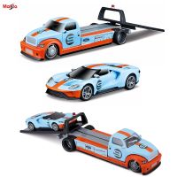 Maisto 1:64แฟลตเบด2019 Ford GT Heritage Edition ขนส่งโมเดลรถยนต์หล่อตายของขวัญของสะสมเด็กผู้ชาย