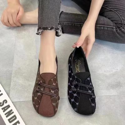 Shallow Mouth Soft Sole Pea Shoes for Womens Spring and Autumn 2023 New Flat Bottom Casual and Comfortable One Step Moms Shoes